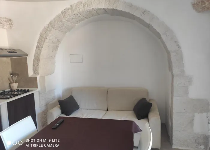 Trulli Antica Chianca * צ'יסטרנינו